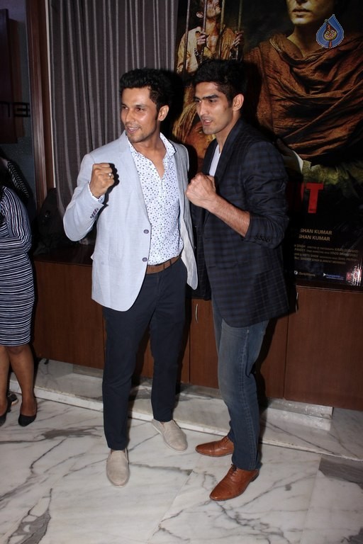 Sarbjit Success Party Photos - 21 / 21 photos