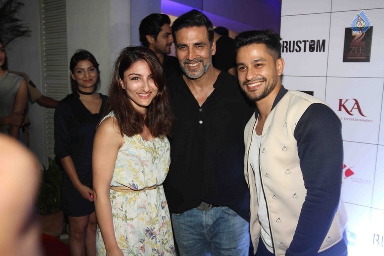 Screening of Film Rustom - 5 / 42 photos