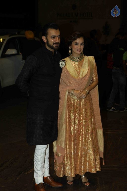 Shahid Kapoor and Mira Rajput Wedding Reception 1 - 6 / 54 photos