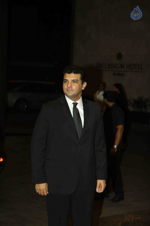 Shahid Kapoor and Mira Rajput Wedding Reception 1 - 32 / 54 photos