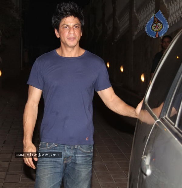 Shahrukh Khan Party for Kolkata Knight Riders - 3 / 73 photos