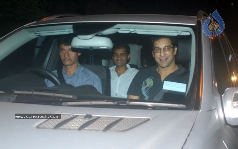 Shahrukh Khan Party for Kolkata Knight Riders - 36 / 73 photos