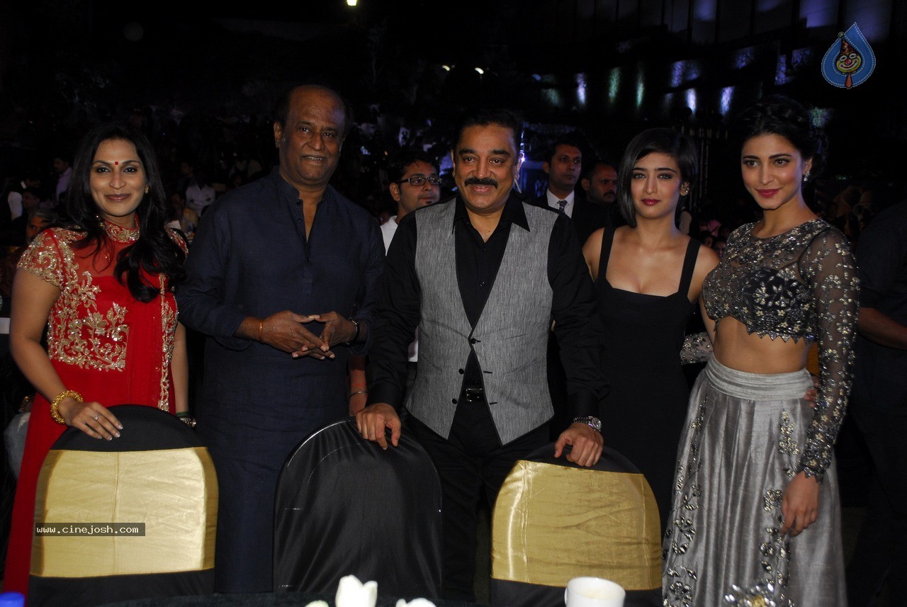 Shamitabh 2nd Trailer Launch - 34 / 88 photos