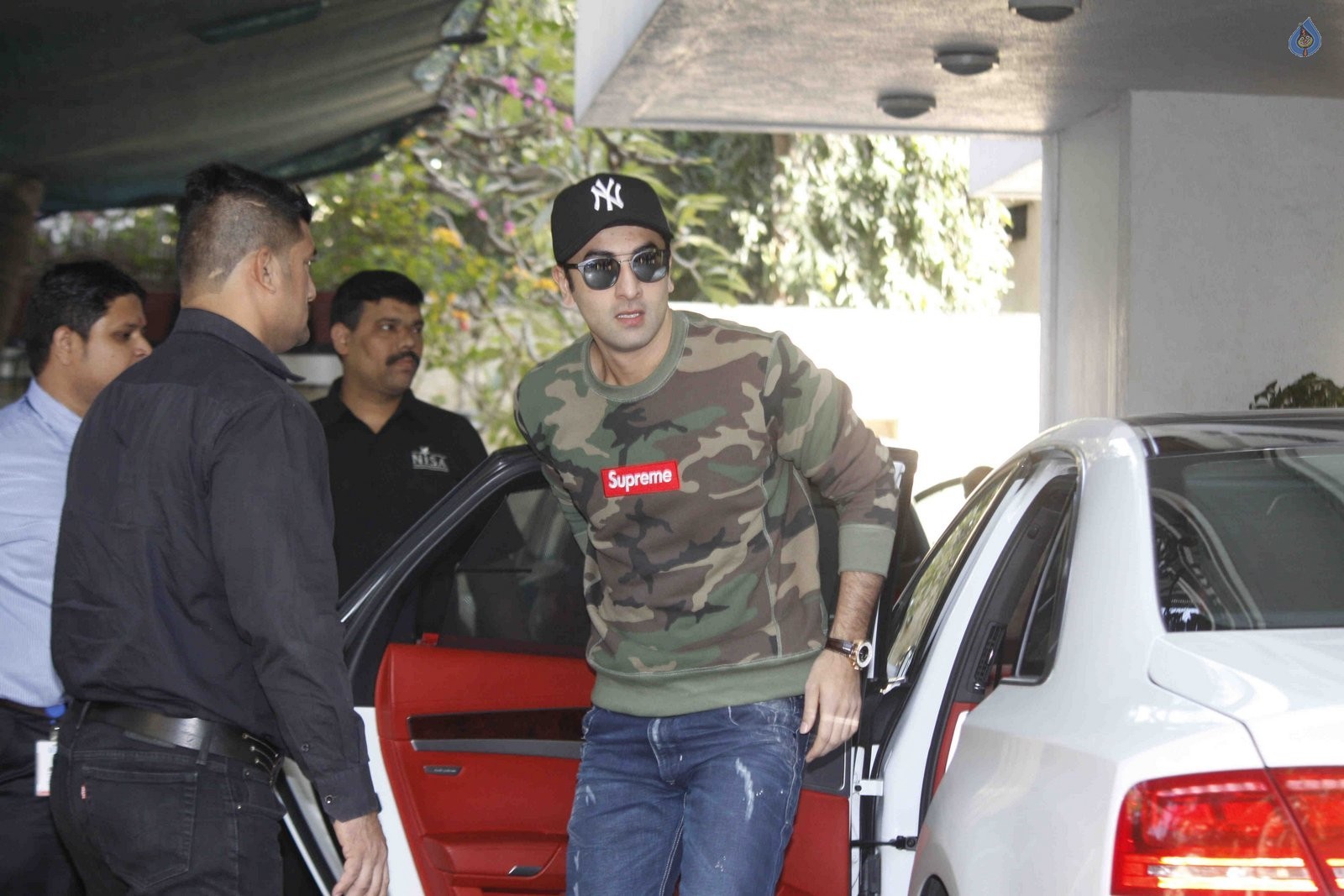 Shashi Kapoor Christmas Brunch Event - 35 / 36 photos