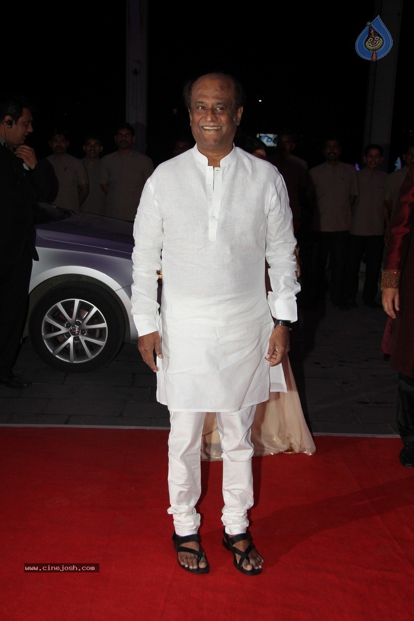 Shatrughan Sinha son Kush Sinha Wedding Reception 01 - 23 / 90 photos