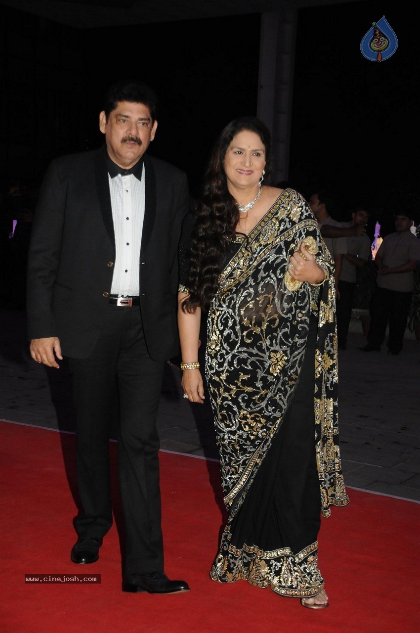Shatrughan Sinha son Kush Sinha Wedding Reception 02 - 18 / 90 photos