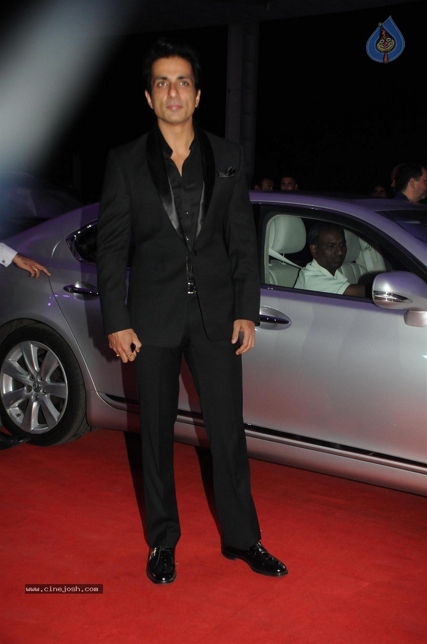 Shatrughan Sinha son Kush Sinha Wedding Reception 02 - 23 / 90 photos