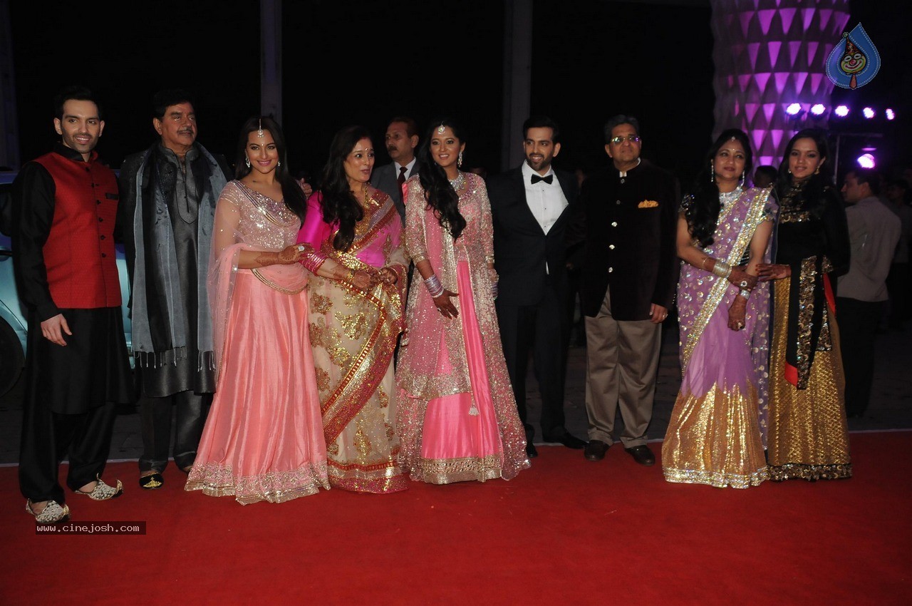 Shatrughan Sinha son Kush Sinha Wedding Reception 02 - 25 / 90 photos
