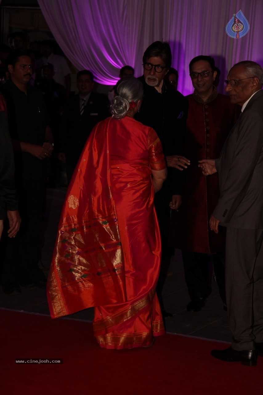 Shatrughan Sinha son Kush Sinha Wedding Reception 02 - 39 / 90 photos