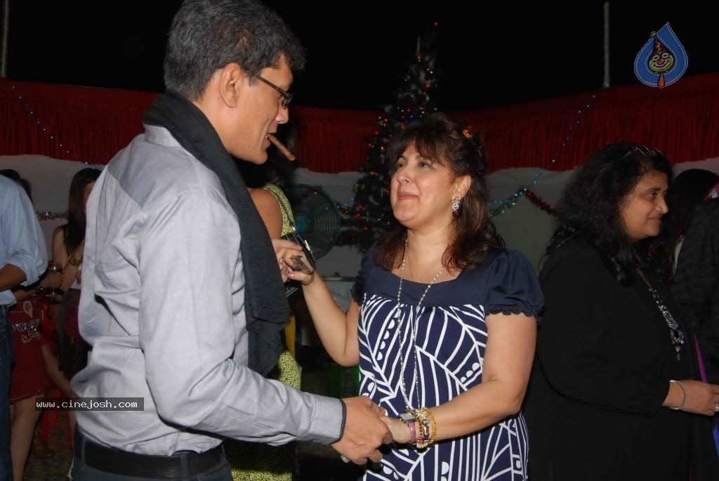 Shazahn Padamsee Christmas Party - 29 / 46 photos