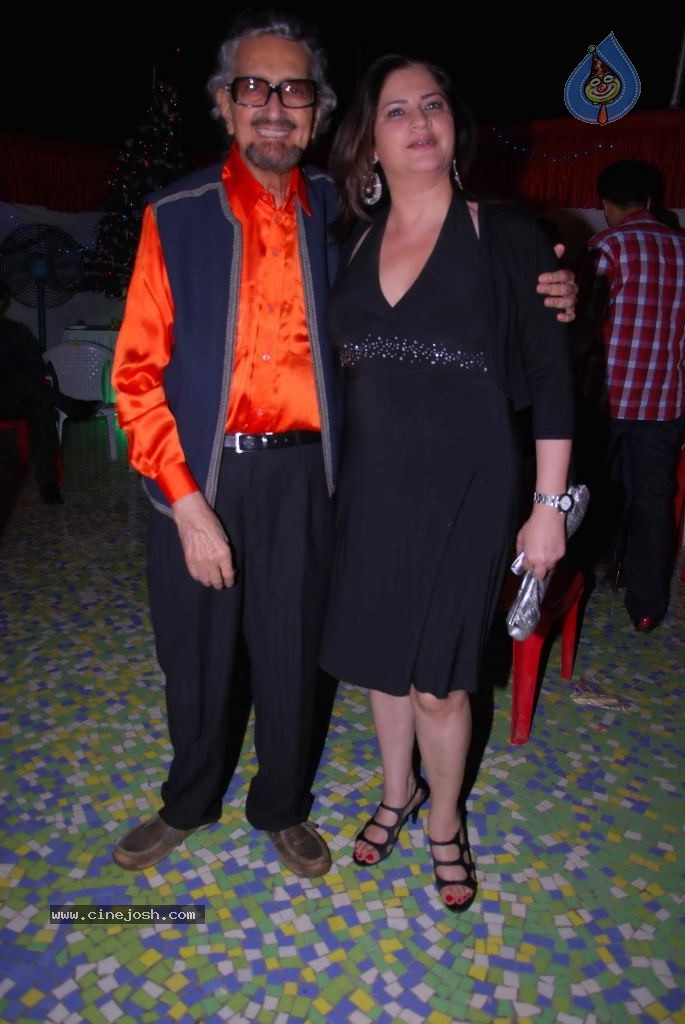 Shazahn Padamsee Christmas Party - 33 / 46 photos