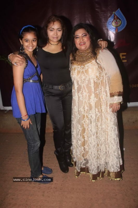 Sheesha Sky Lounge Gold Party - 38 / 62 photos