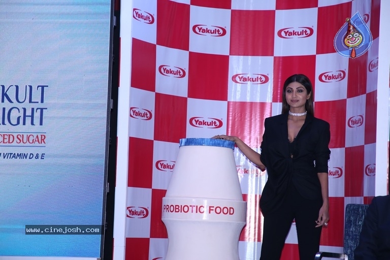 Shilpa Shetty Unveil New Yakult Light Photos - 9 / 9 photos