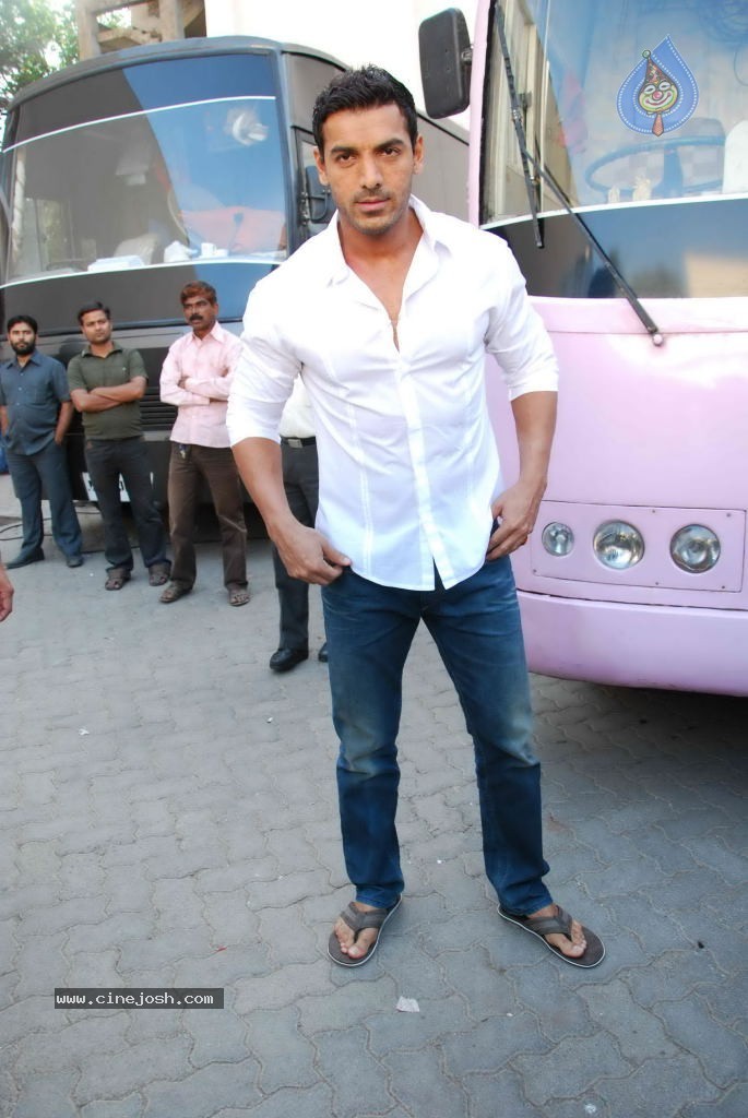 Shootout at Wadala Press Meet - 3 / 86 photos