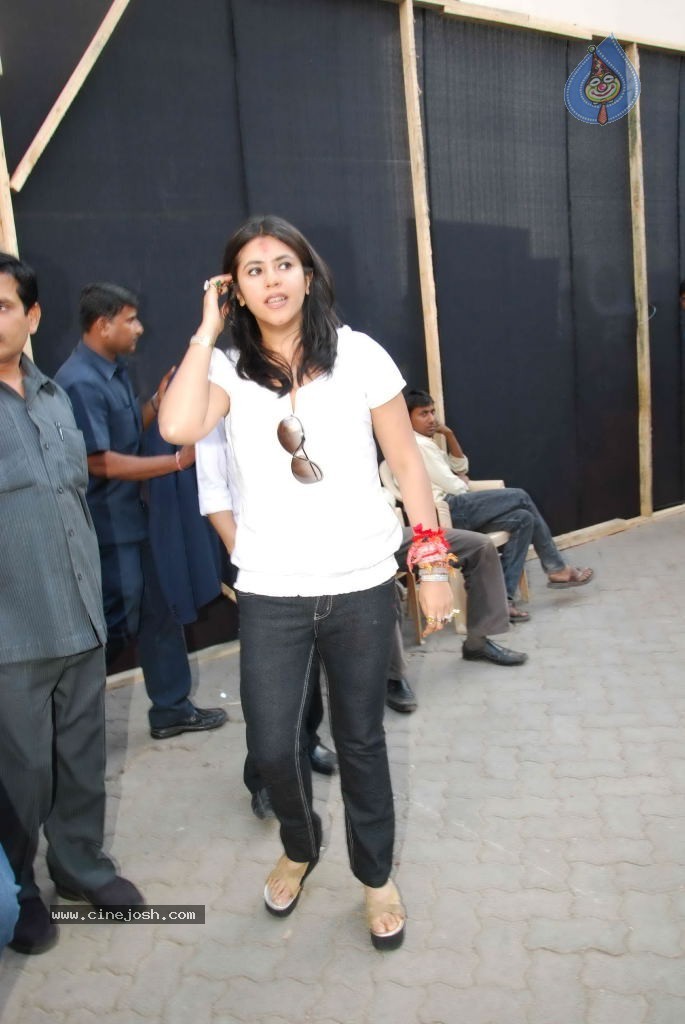 Shootout at Wadala Press Meet - 21 / 86 photos