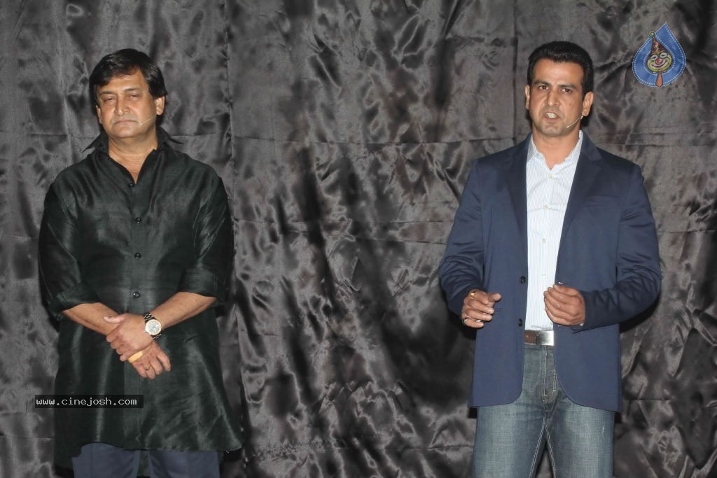 Shootout at Wadala Press Meet - 46 / 86 photos