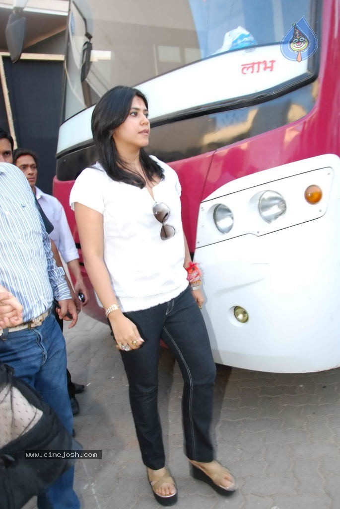 Shootout at Wadala Press Meet - 59 / 86 photos