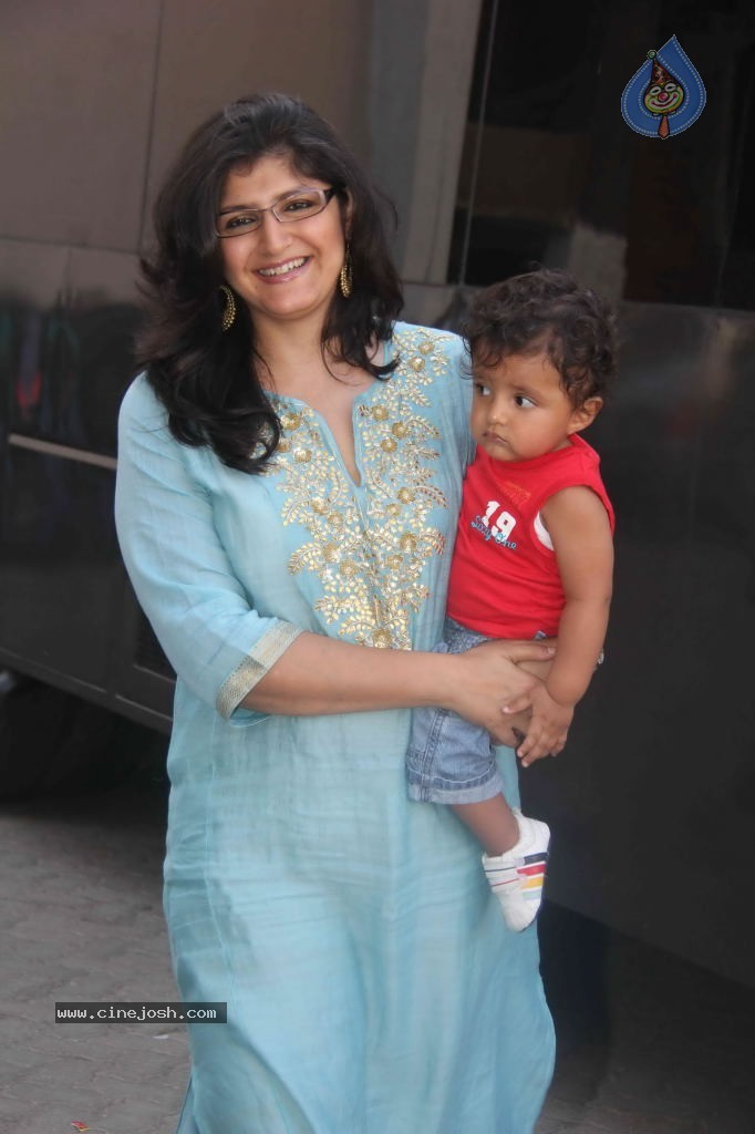 Shootout at Wadala Press Meet - 70 / 86 photos