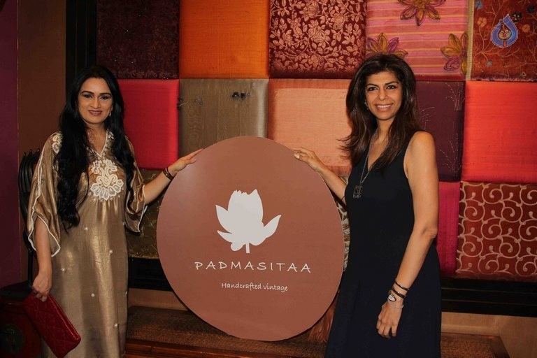 Showcase of Padmasitaa at Vivaha Exhibition - 25 / 56 photos