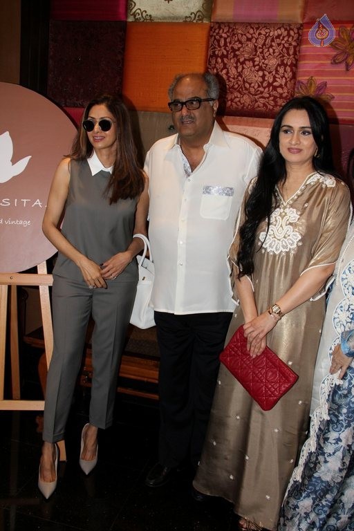 Showcase of Padmasitaa at Vivaha Exhibition - 30 / 56 photos