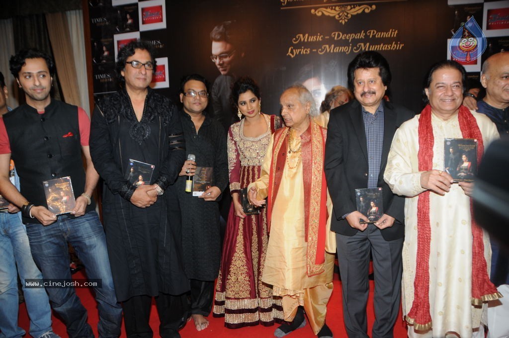 Shreya Ghoshal Humnasheen Ghazal Album Launch - 22 / 42 photos