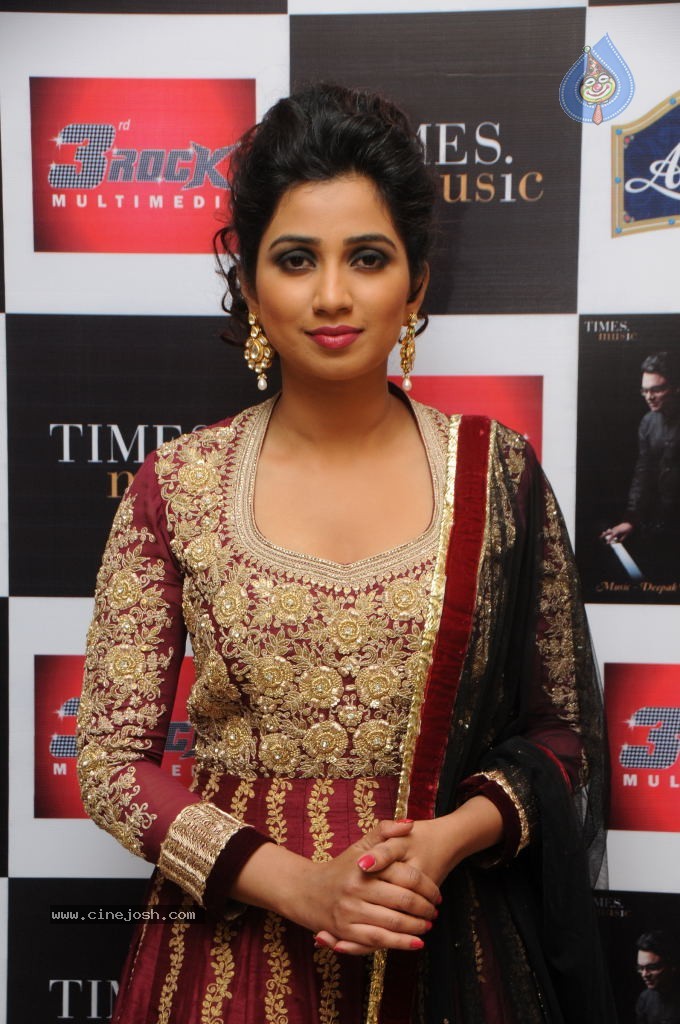 Shreya Ghoshal Humnasheen Ghazal Album Launch - 24 / 42 photos