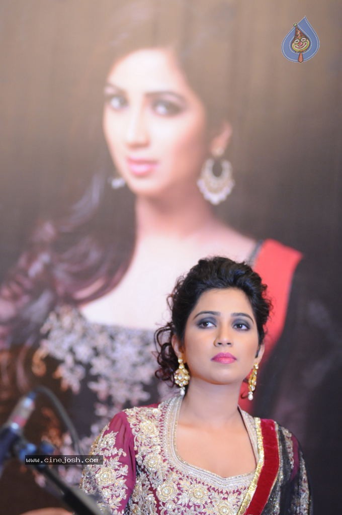 Shreya Ghoshal Humnasheen Ghazal Album Launch - 25 / 42 photos