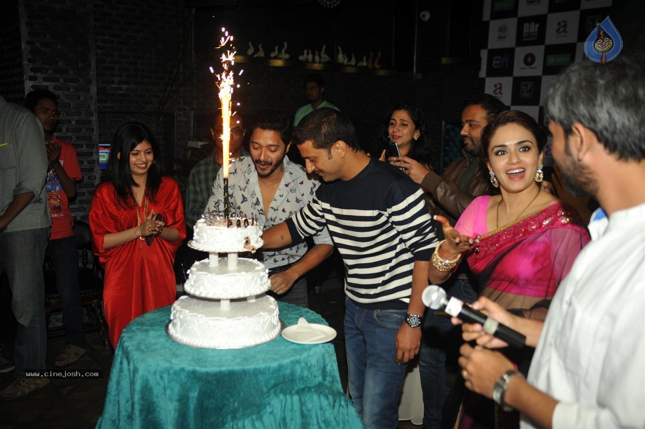Shreyas Talpade Birthday Party - 29 / 60 photos
