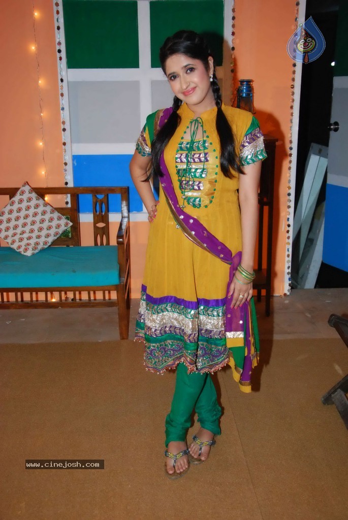 Shubh Vivah Serial Launch - 37 / 47 photos