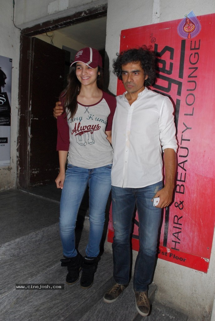 Shuruaat Ka Interval Short Film Festival Inauguration - 42 / 65 photos