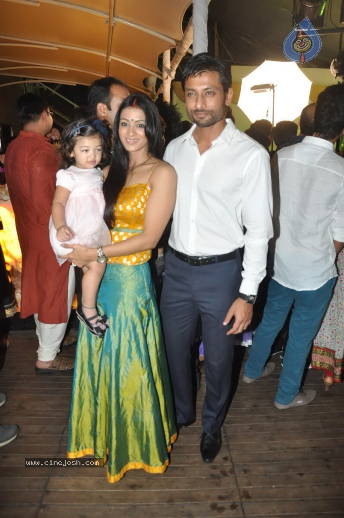 Shweta Tiwari Sangeet Ceremony - 43 / 62 photos