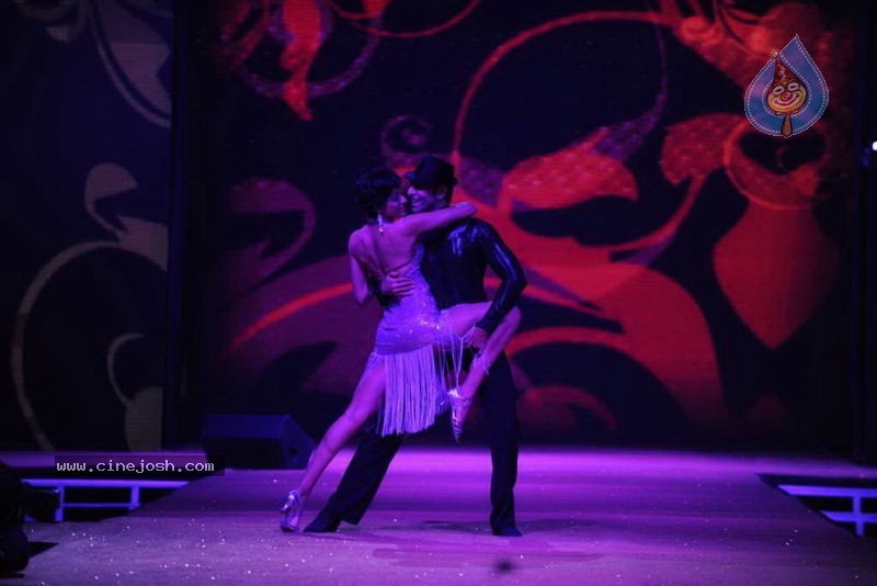 Shyamal Bhumika Ahmedabad Fashion Show - 61 / 83 photos