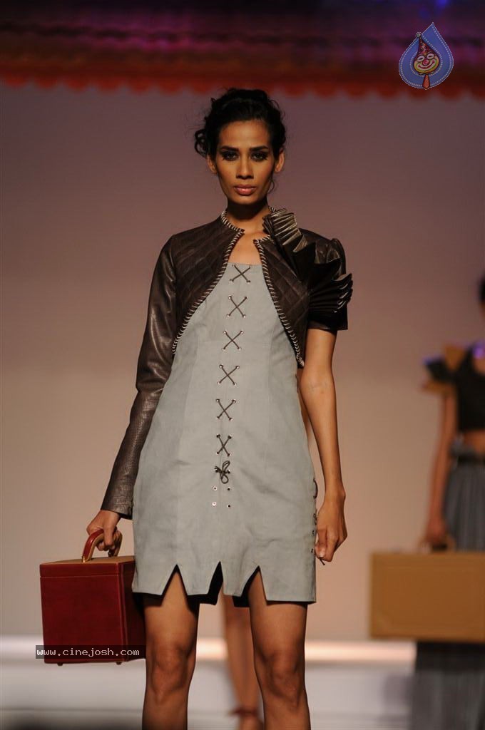 Silhouettes 16th Annual Fashion Awards 2012 - 4 / 45 photos