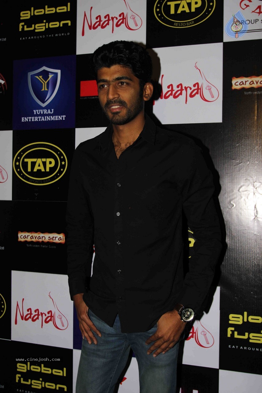 Singer Ankit Tiwari Bday Party - 20 / 64 photos