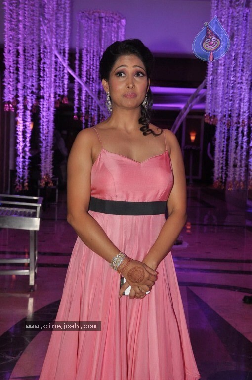 Singer Sunidhi Chauhan Wedding Reception - 59 / 64 photos