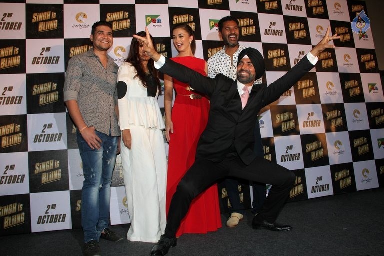 Singh is Bling Trailer Launch - 41 / 42 photos