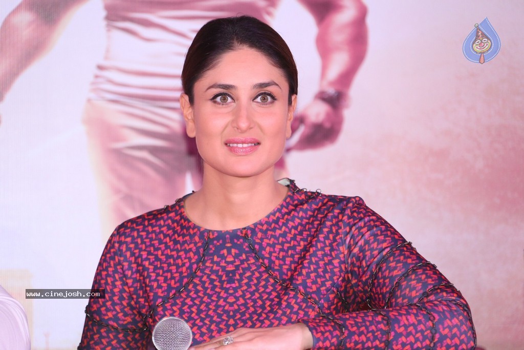 Singham Returns Promotional Event - 70 / 129 photos