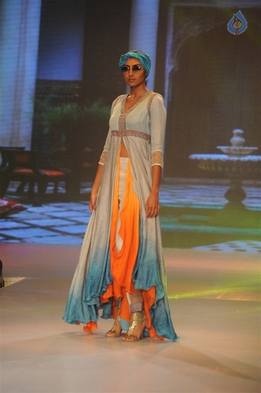 Soha Ali Khan at The 1st Edition of Liva Protege 2015 - 22 / 50 photos