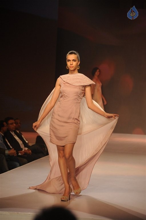 Soha Ali Khan at The 1st Edition of Liva Protege 2015 - 26 / 50 photos