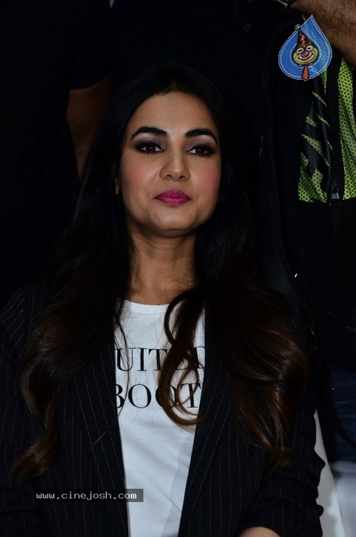 Sohail Chouhan Inaugurate Game zone and Restaurant - 35 / 41 photos