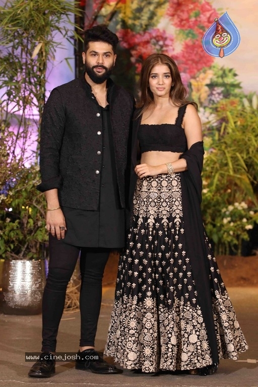 Sonam Kapoor And Anand Ahuja Wedding Reception Photos - 26 / 37 photos