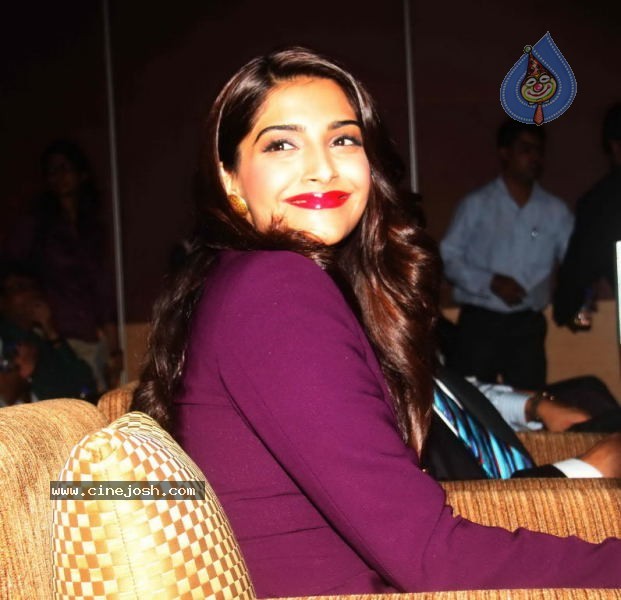 Sonam Kapoor Unveils GJEPC New Logo - 29 / 31 photos