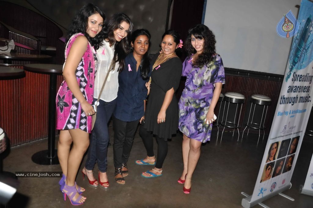 Sonu Nigam at Breast Cancer Awareness Event - 30 / 33 photos