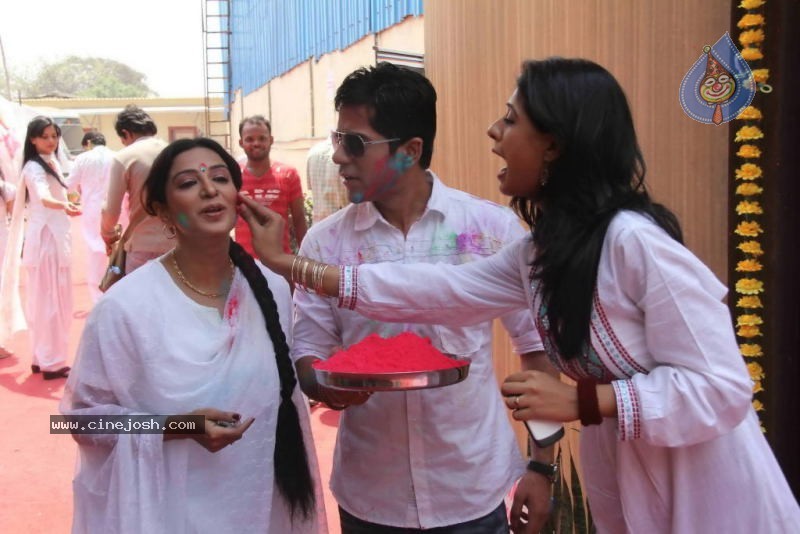 Sony TV Holi Celebrations - 36 / 54 photos