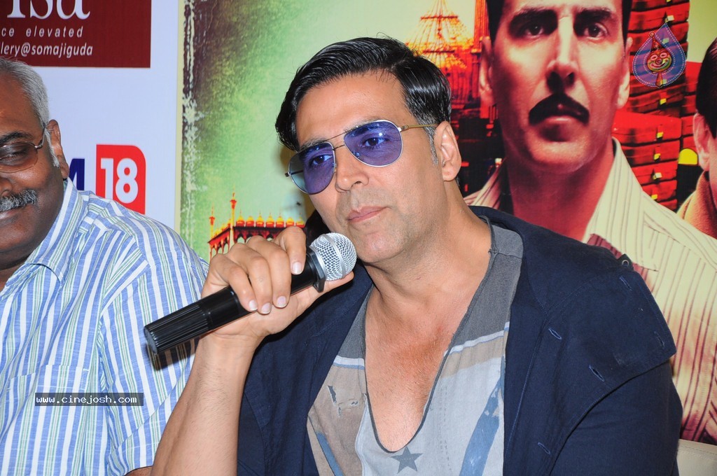 Special 26 Bollywood Movie Press Meet - 18 / 61 photos