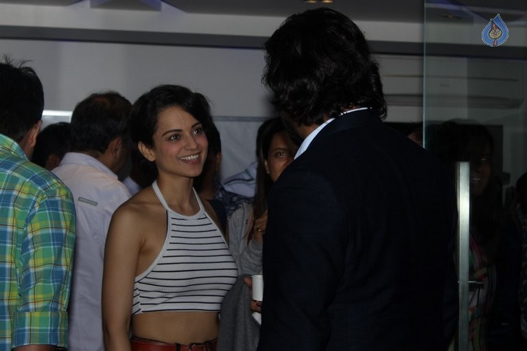 Special Screening of Saala Khadoos - 41 / 83 photos