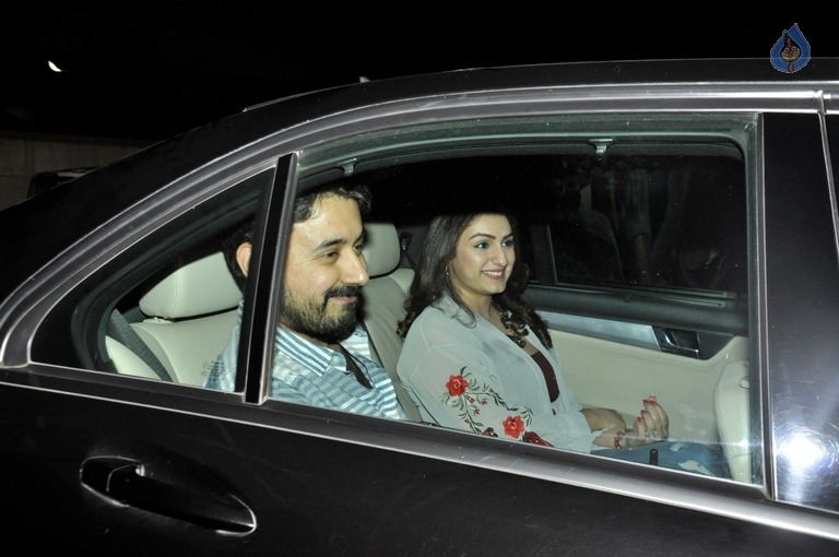 Special Screening Photos of Bank Chor Movie - 27 / 35 photos