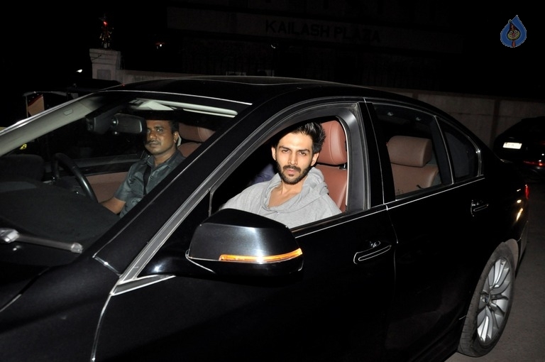 Special Screening Photos of Bank Chor Movie - 28 / 35 photos