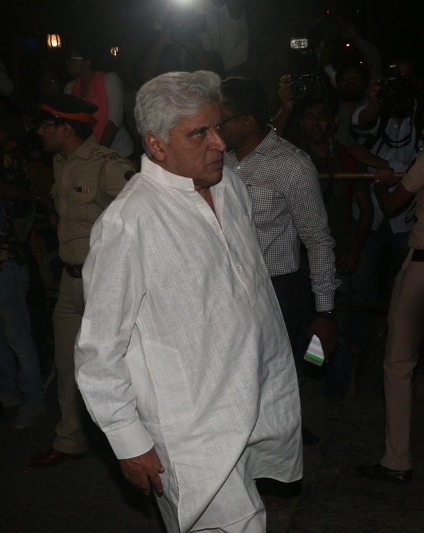 Sridevi Death - Celebs Visit Anil Kapoor Set 5 - 12 / 14 photos