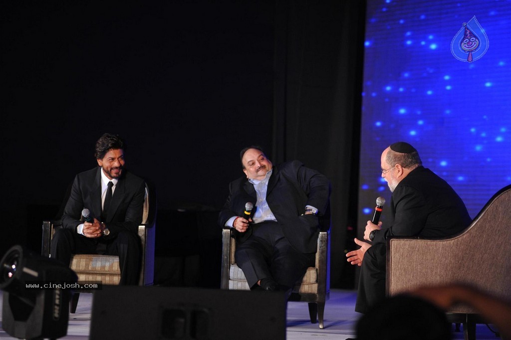 SRK at Ticket to Bollywood Event - 107 / 122 photos